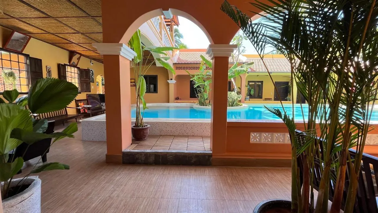 Mi Nhon Em Hotel Muine Mui Ne