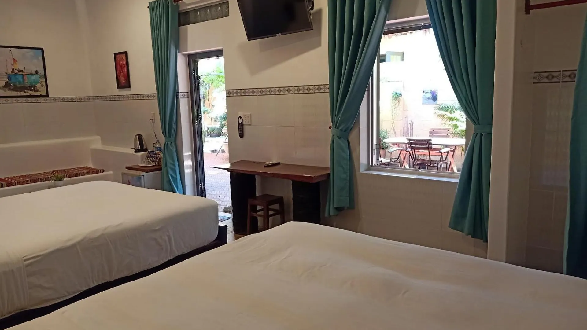 Mi Nhon Em Hotel Muine Mui Ne